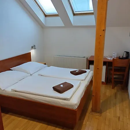 Beta Pensión Praga