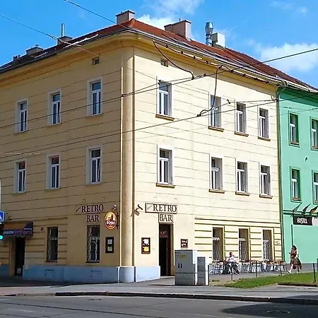 Beta 2* Praga